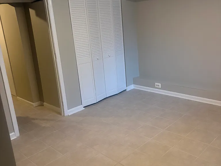 534 E Luray Ave — Photo 19