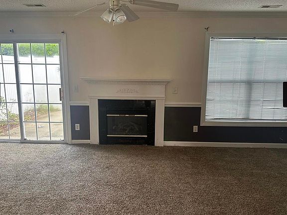 4th image of 4105 Dudleys Grant Dr APT C