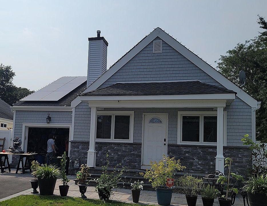 2nd image of 1 Thomas Ct