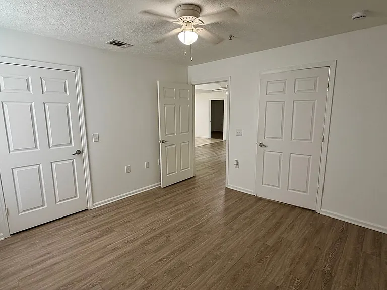 9125 Laird St — Photo 14