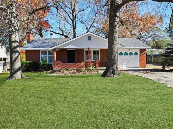 2509 10th Ave, Leavenworth, KS 66048