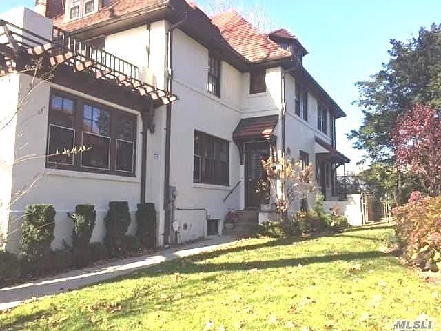 1st image of 78 Dartmouth St #1