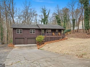 426 Riverlake Ct, Woodstock, GA