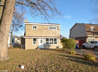 9339 S 80th Ct, Hickory Hills, IL 60457