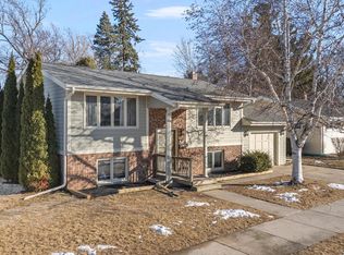 909 N 27th St, Sheboygan, WI 53081