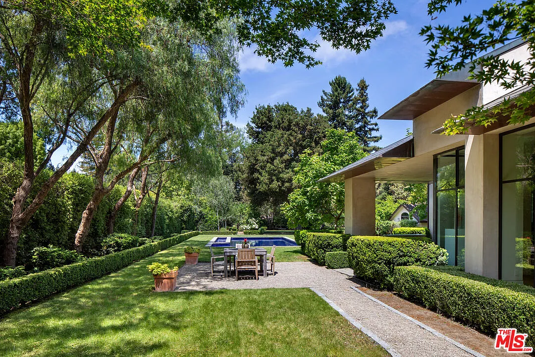 4 bed, 6.5 bath, 6296 sqft, $90,000 — Photo 4