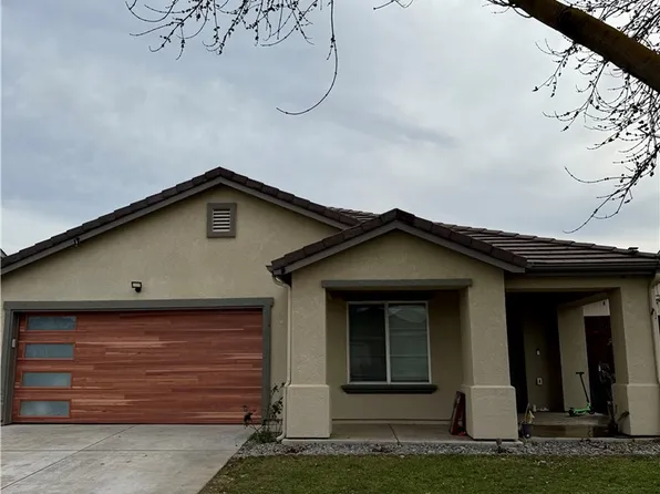 372 Paige Ln, Merced, CA 95341