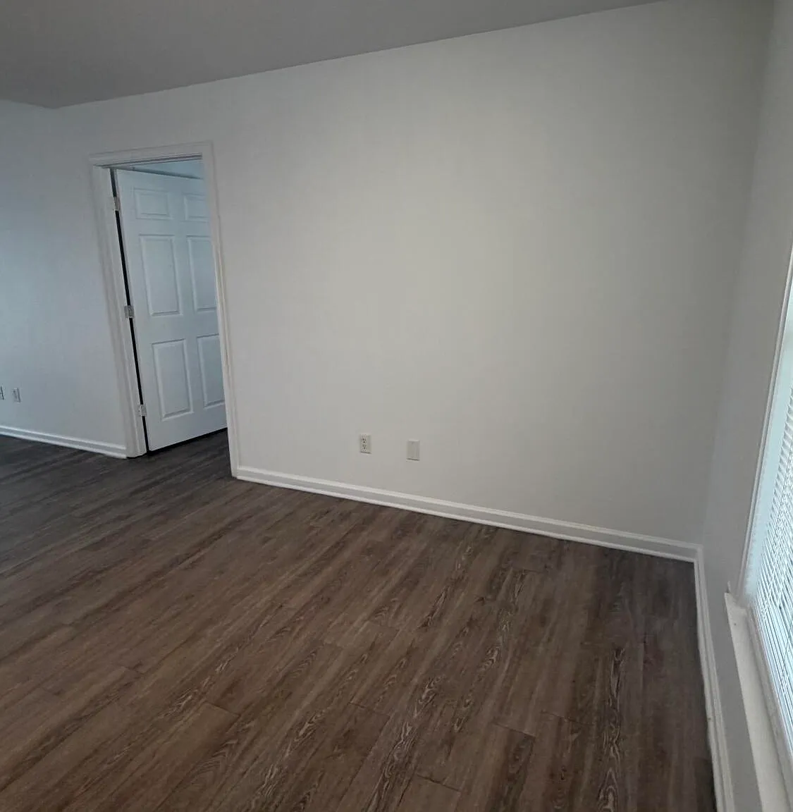 3 bed, 1200 sqft, $1,550 — Photo 4