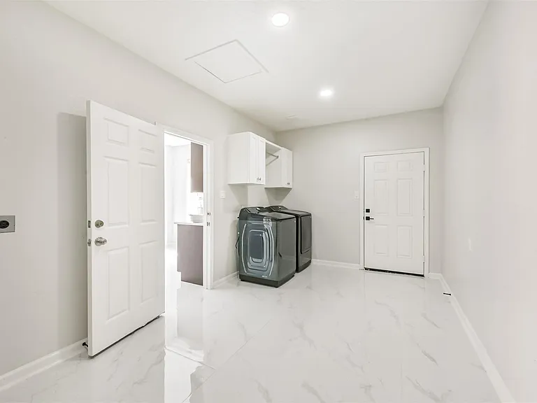 2315 Bending Spring Dr — Photo 18