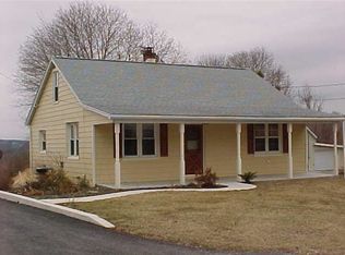 2124 Jefferson Rd, Spring Grove, PA 17362