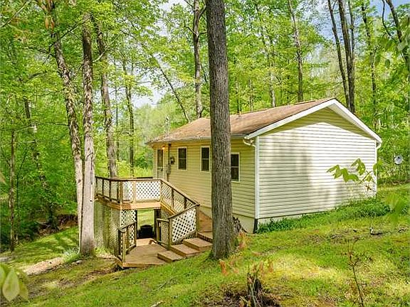 5th image of 235 Tobaccoport Cir