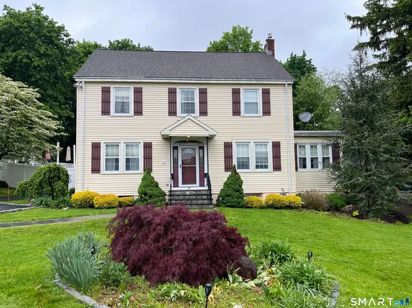22 West Street, Cromwell, CT 06416