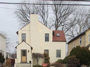 2635 Bayview Ave, Merrick, NY 11566