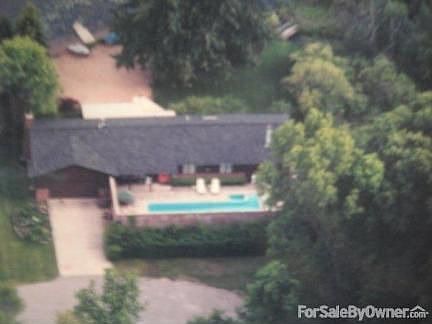 4th image of 12725 Oakwood Shores St