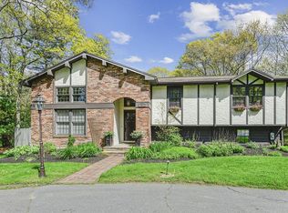 23 Ledgeview Dr, Assonet, MA 02702