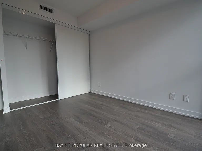 125 Redpath Ave #401 — Photo 3
