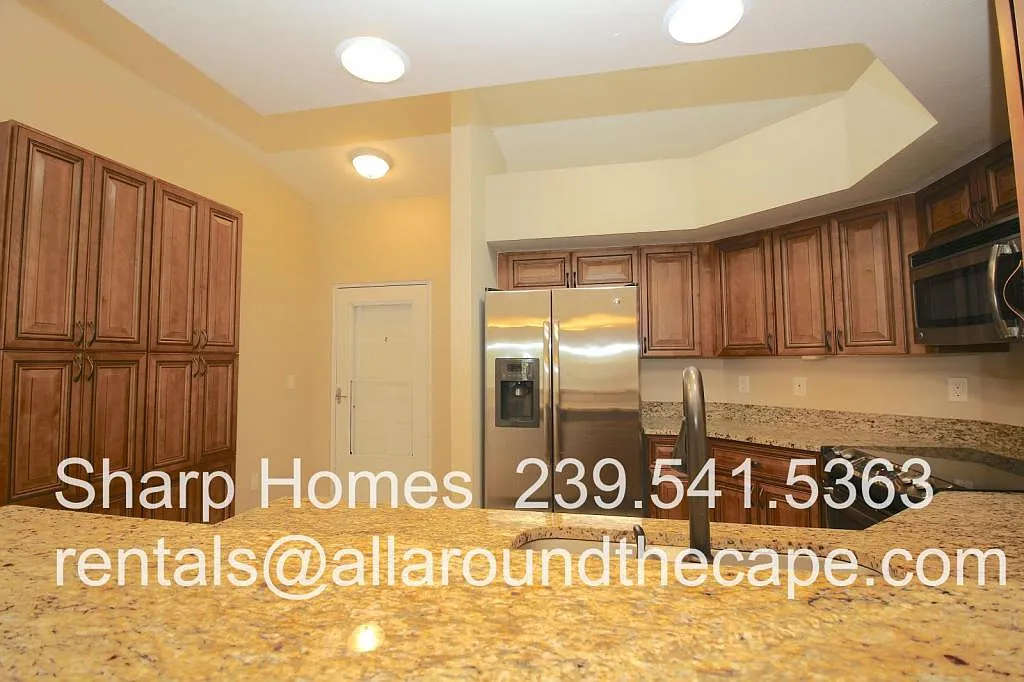 Building Photo - 1125 Winding Pines Cir #207