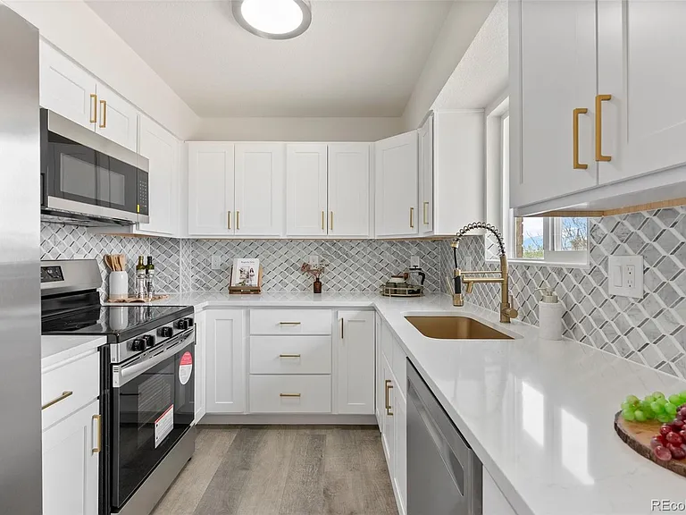 7961 Granada Rd — Photo 13