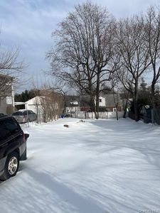 22 Linwood Road N, Port Washington, NY, 11050