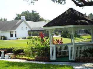 5237 Halstead Ln, Zephyrhills, FL 33541