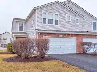 21516 Eich Dr, Crest Hill, IL 60403