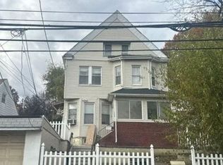 404 River Dr, Passaic, NJ 07055