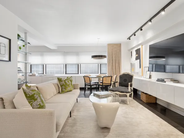 220 East 67th Street image 1 of 7