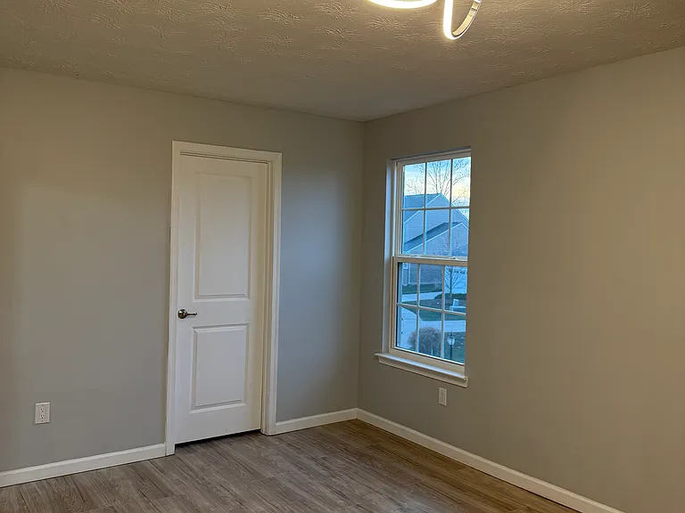 1570 Cedar Creek Dr — Photo 29