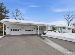 24 Iroquois Road, Enfield, CT 06082