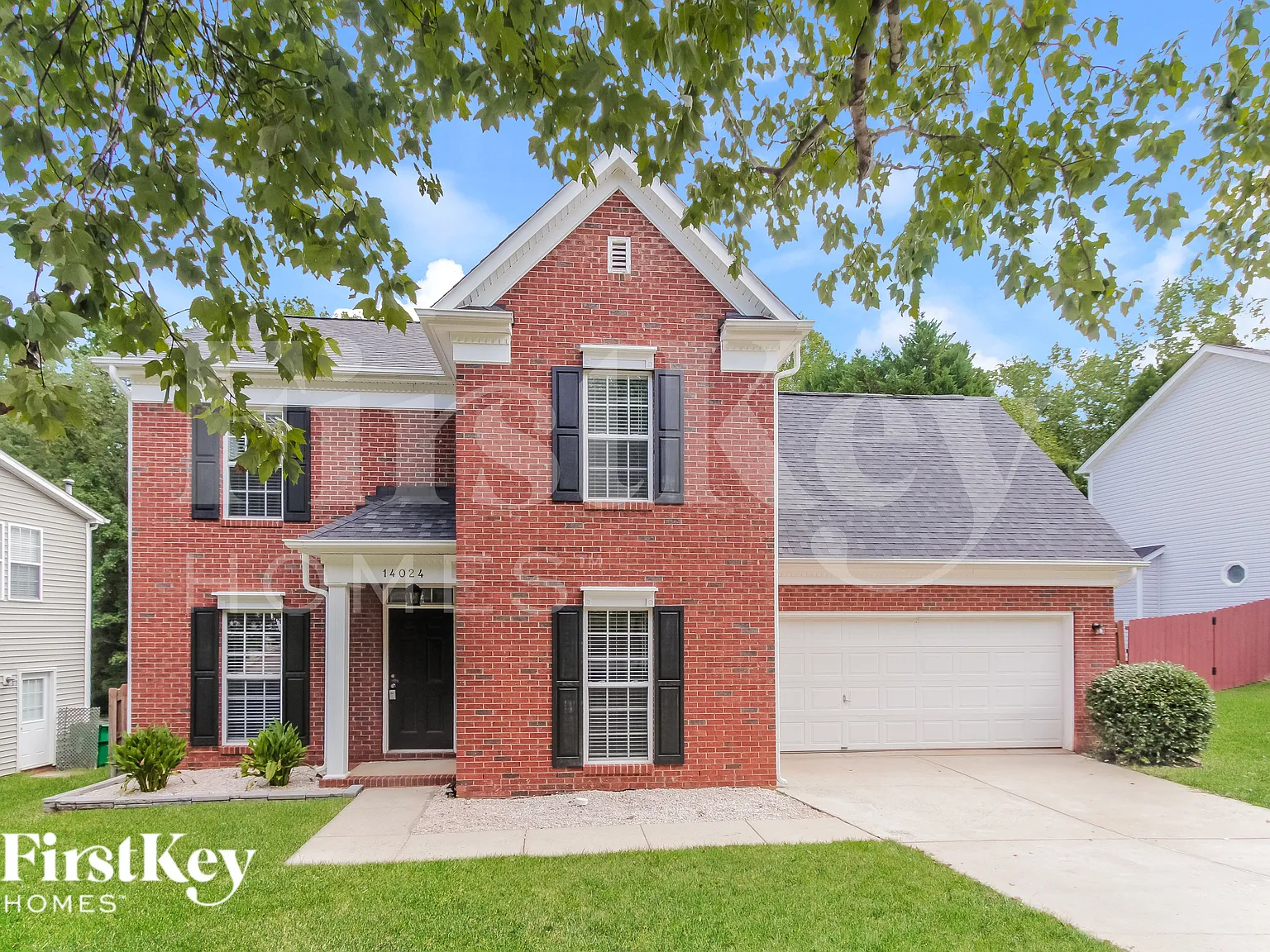 4 bed, 2.5 bath, 1783 sqft, $2,045 — Photo 2