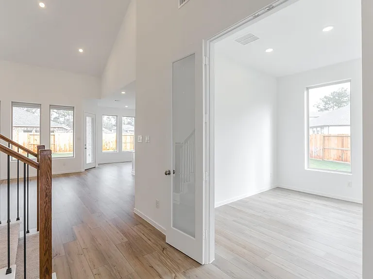 21803 Echo Bay Ct — Photo 3