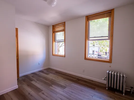 Rented by Douglas Elliman | media 15