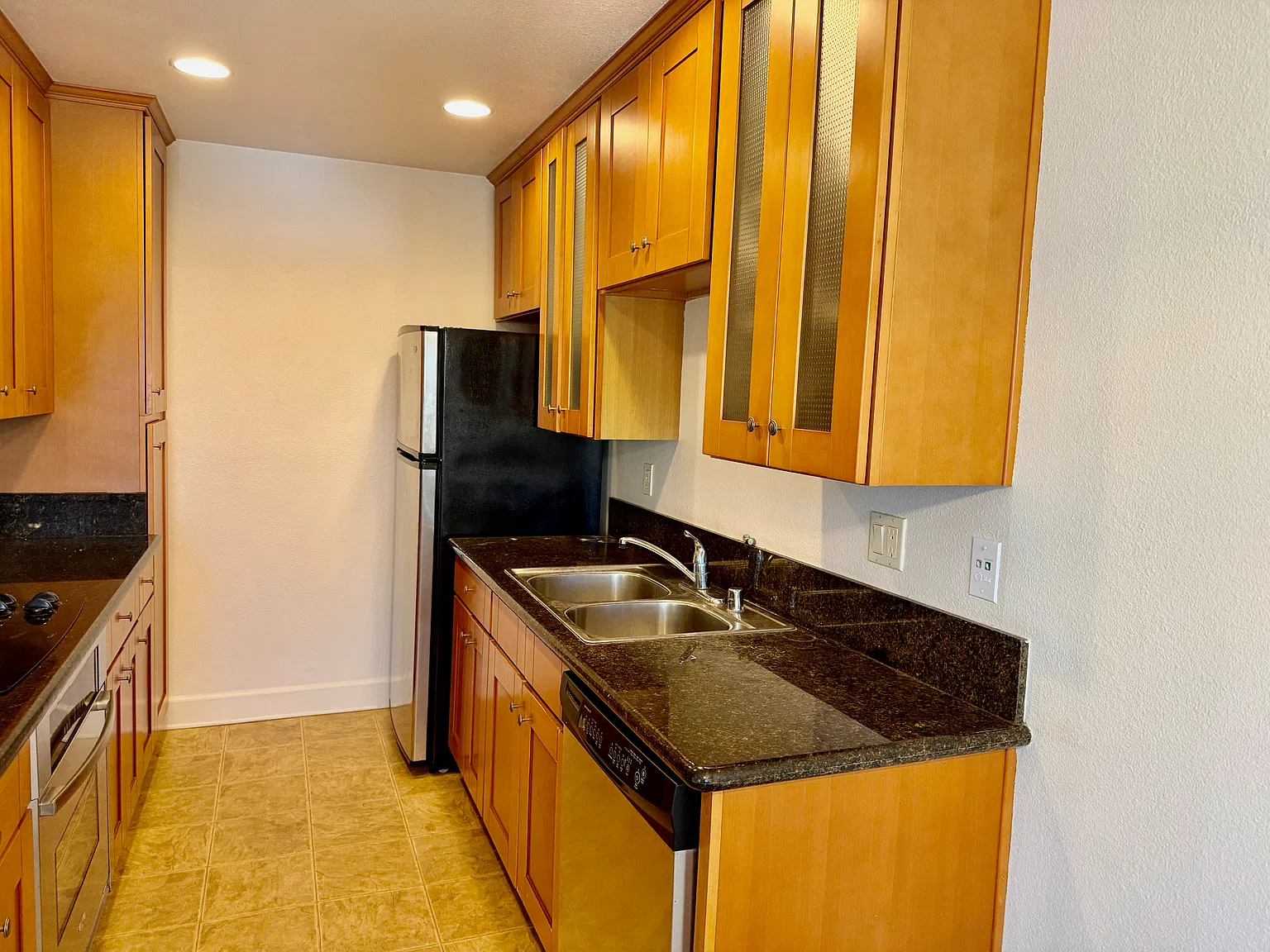 1 bed, 750 sqft, $2,595 — Photo 3