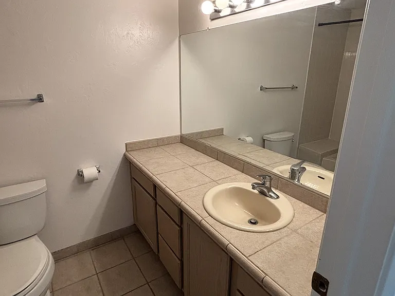 5675 N Camino Esplendora #2111 — Photo 14