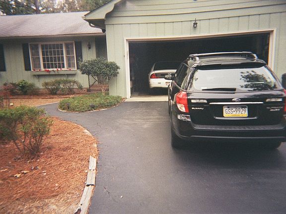 Driveway, 2 car garage
