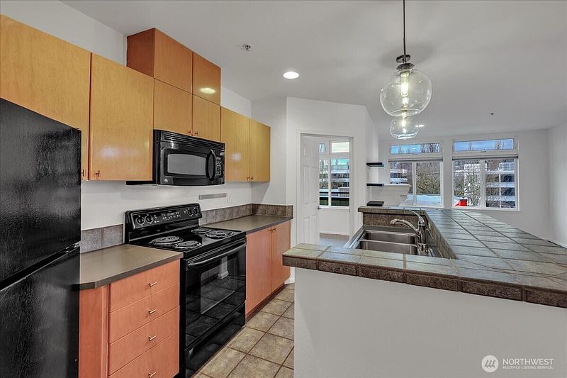 3rd image of 18 Dravus Street #207