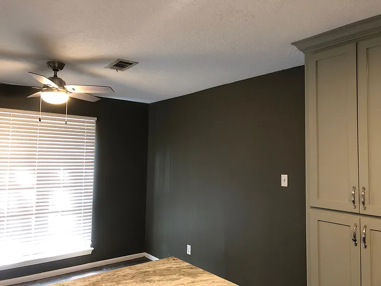 3006 Glen Ct — Photo 4