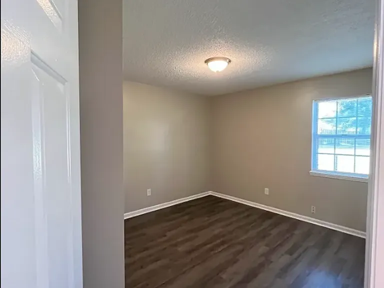 Two bedroom, 1.5 bath condo in High Point--Oakmont Condominiums — Photo 17