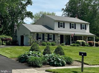 1750 Clinton Dr, Ambler, PA 19002