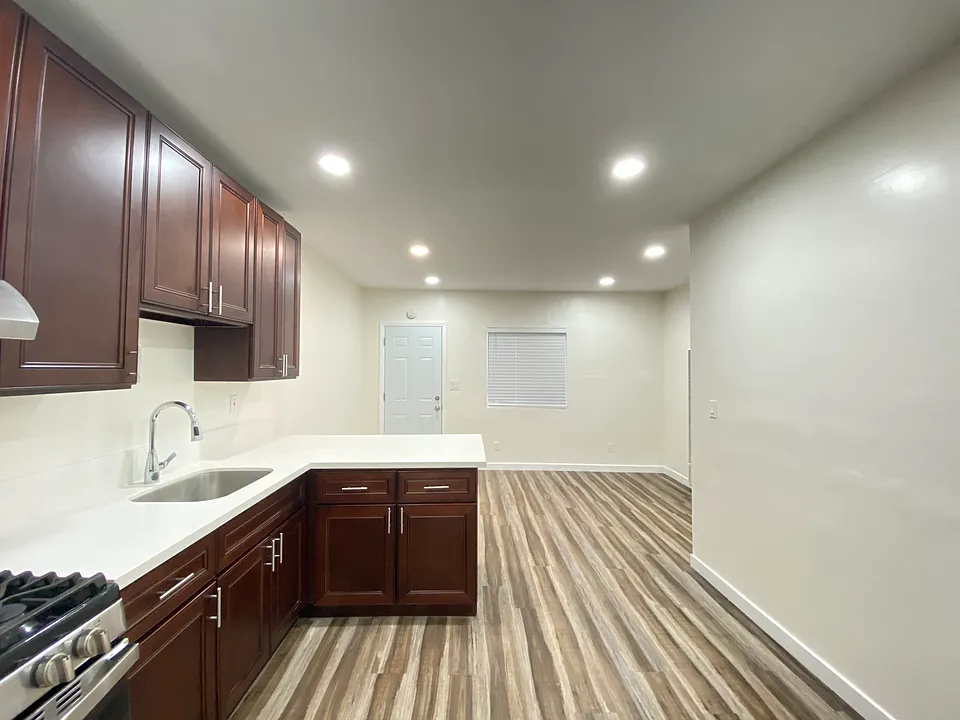 1770 Gaviota Ave #15