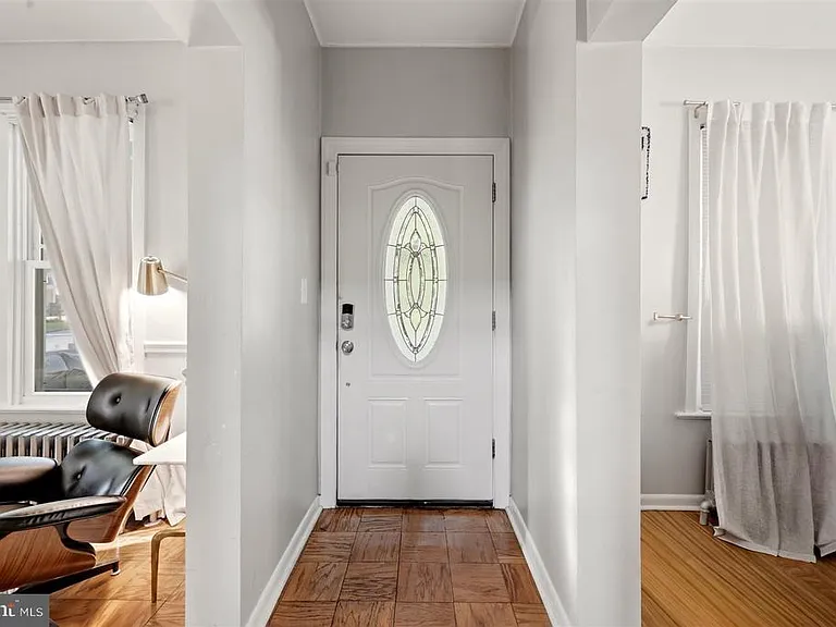 4810 Fox St — Photo 13