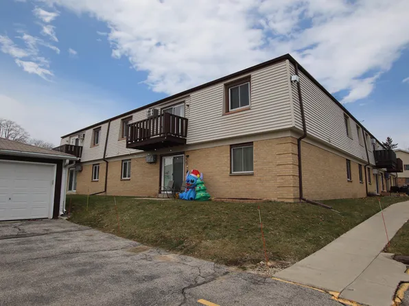 N169W19872 Georgetown Dr APT 204, Jackson, WI 53037