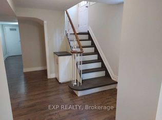 2587 S Burslem Rd, Mississauga, ON L5A2R5