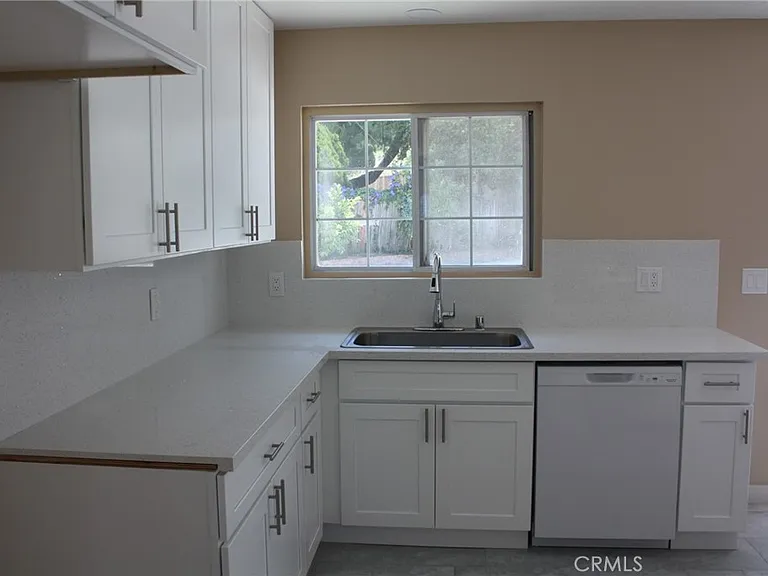 116 N Laurie Ann Ln — Photo 10