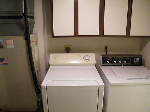 2nd image of 124 Monmouth Ct #124