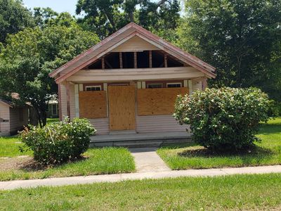 411 S Lyman St, Abbeville, LA, 70510