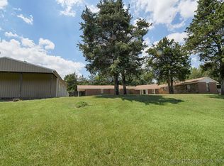 39827 Morris Creek Rd, Howe, OK 74940