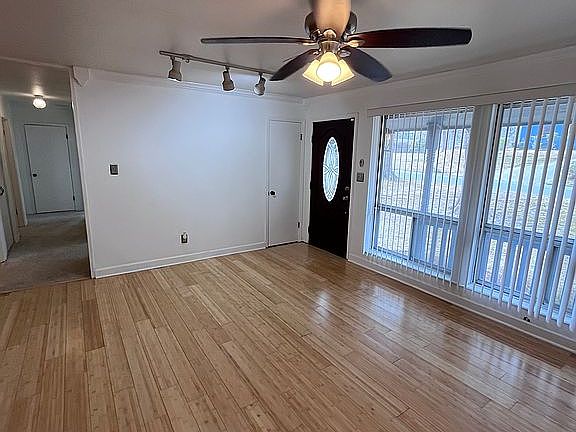 3rd image of 3708 36th Ave