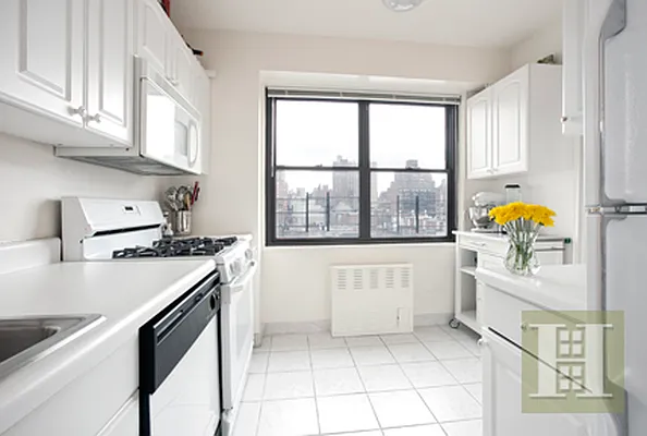 Sold by Halstead Real Estate | media 24