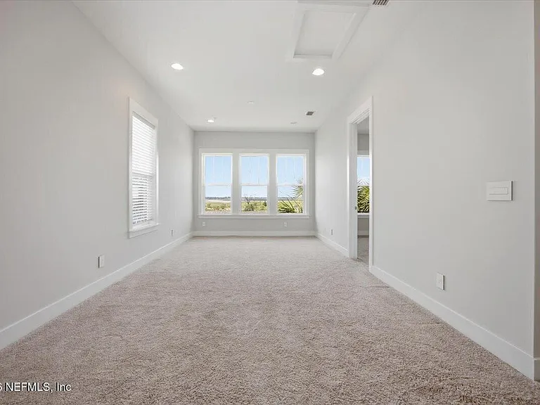 2310 Beach Blvd — Photo 15